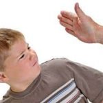 enfant-gifle enfant-gifle